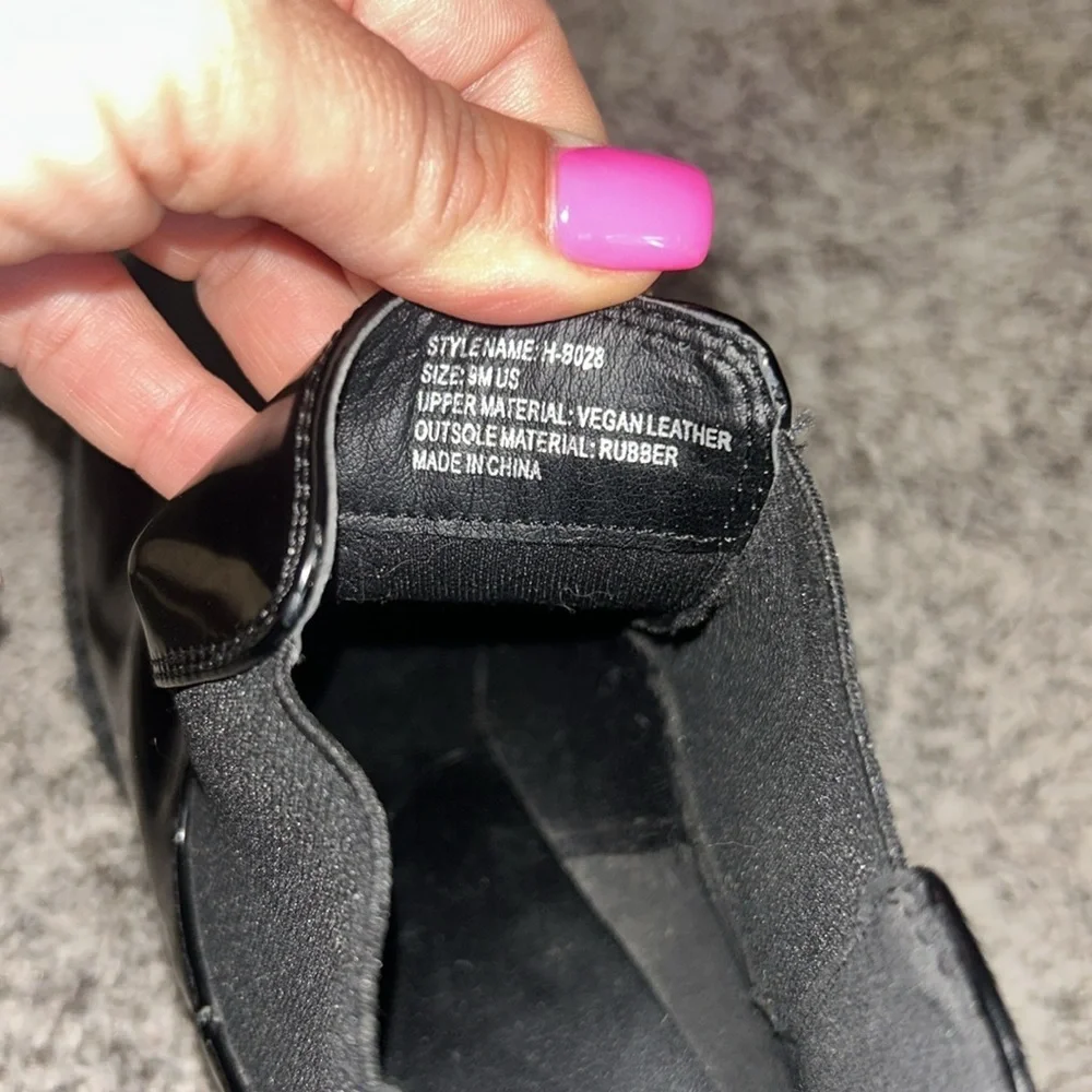 H by Halston Vegan Leather Black Heeled Chelsea Boots Size 9